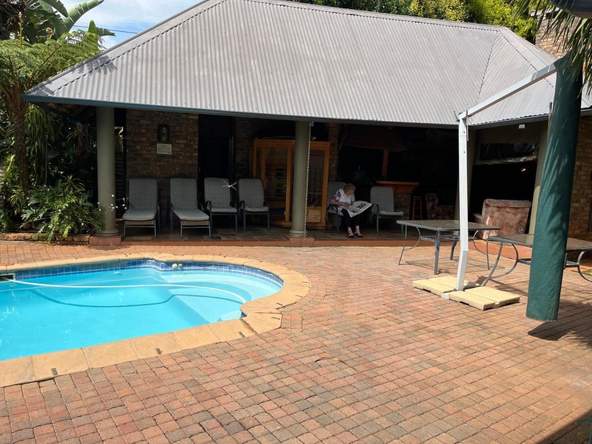 Goodey'S Guesthouse Pretoria Exterior foto